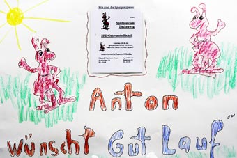 Anton wünscht <q>Gut Lauf!</q>